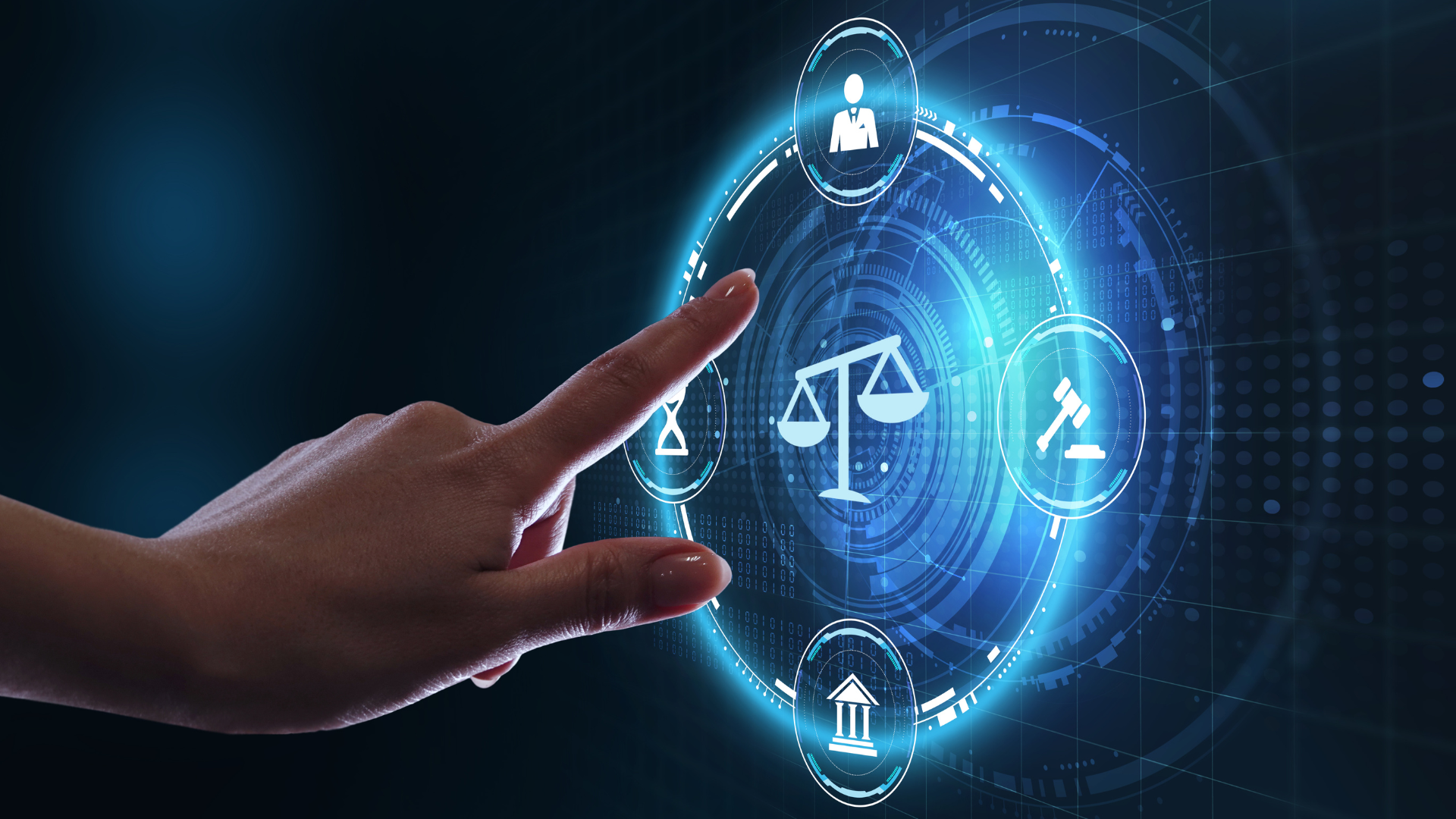 Immagine generica di una mano che indica un ologramma con all'interno varie icone relative all'e-procurement